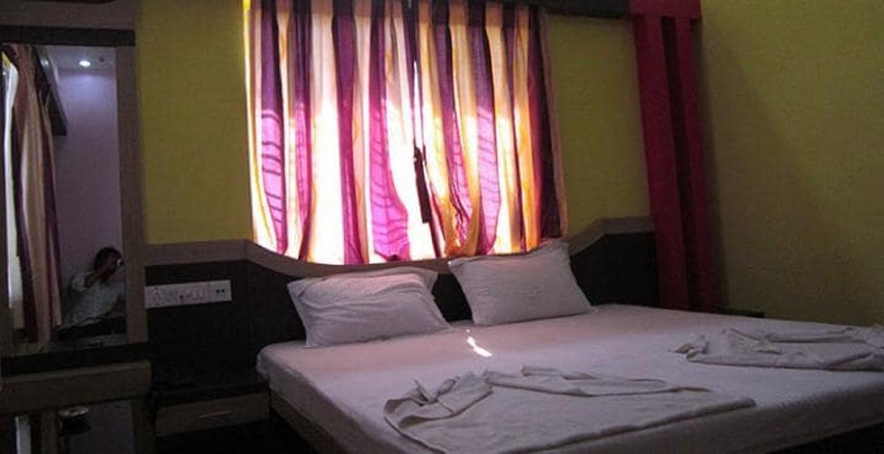 Hotel Srikrishna International Tarapith Extérieur photo